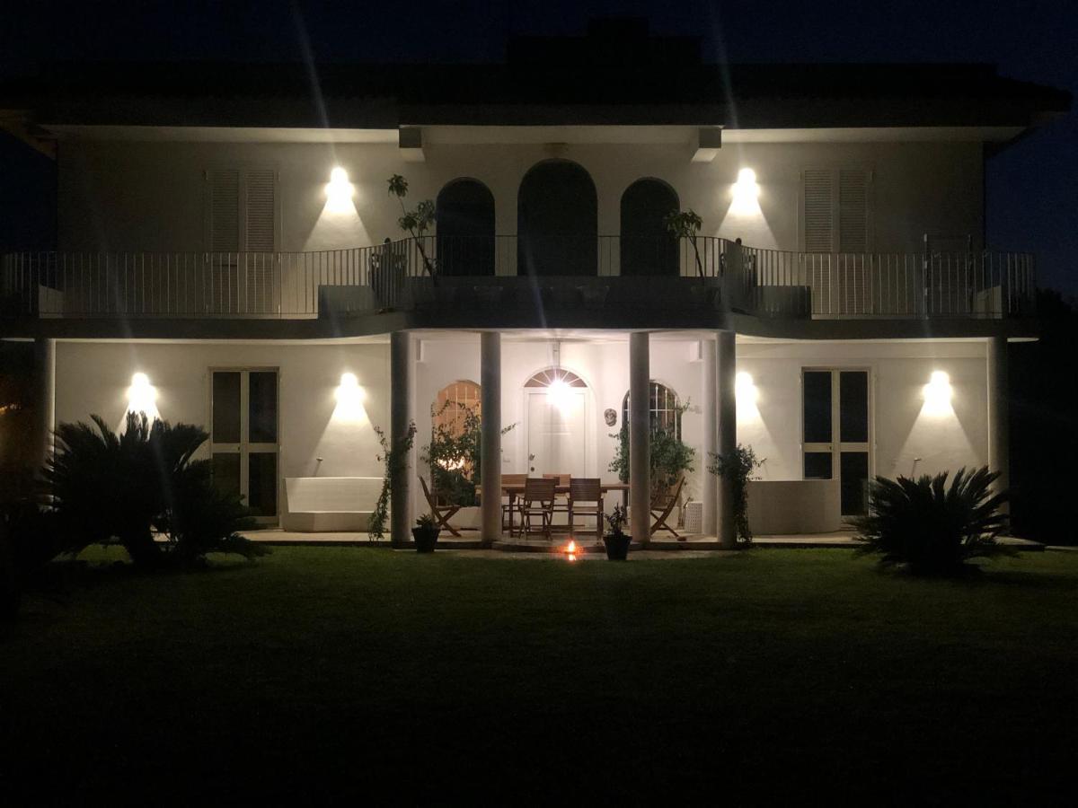 Casa Blanca B&B Latina Dış mekan fotoğraf