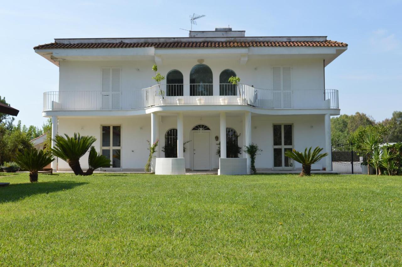 Casa Blanca B&B Latina Dış mekan fotoğraf